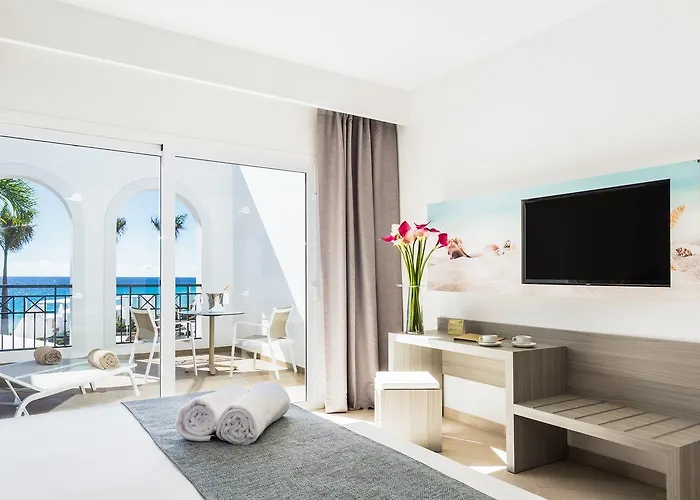 Royal Palm & (adults Only) Hotel